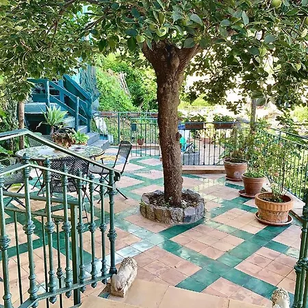 - Casa Vira *